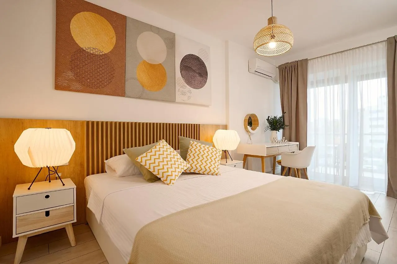 Moon Plaza Deluxe Studios Bucharest