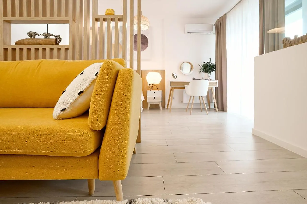 Moon Plaza Deluxe Studios Bucharest Apartment