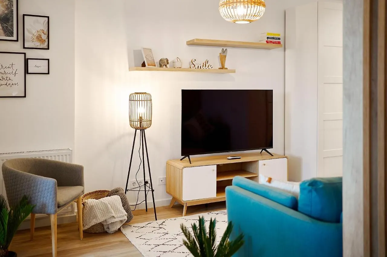 Moon Plaza Deluxe Studios Bucharest Apartment