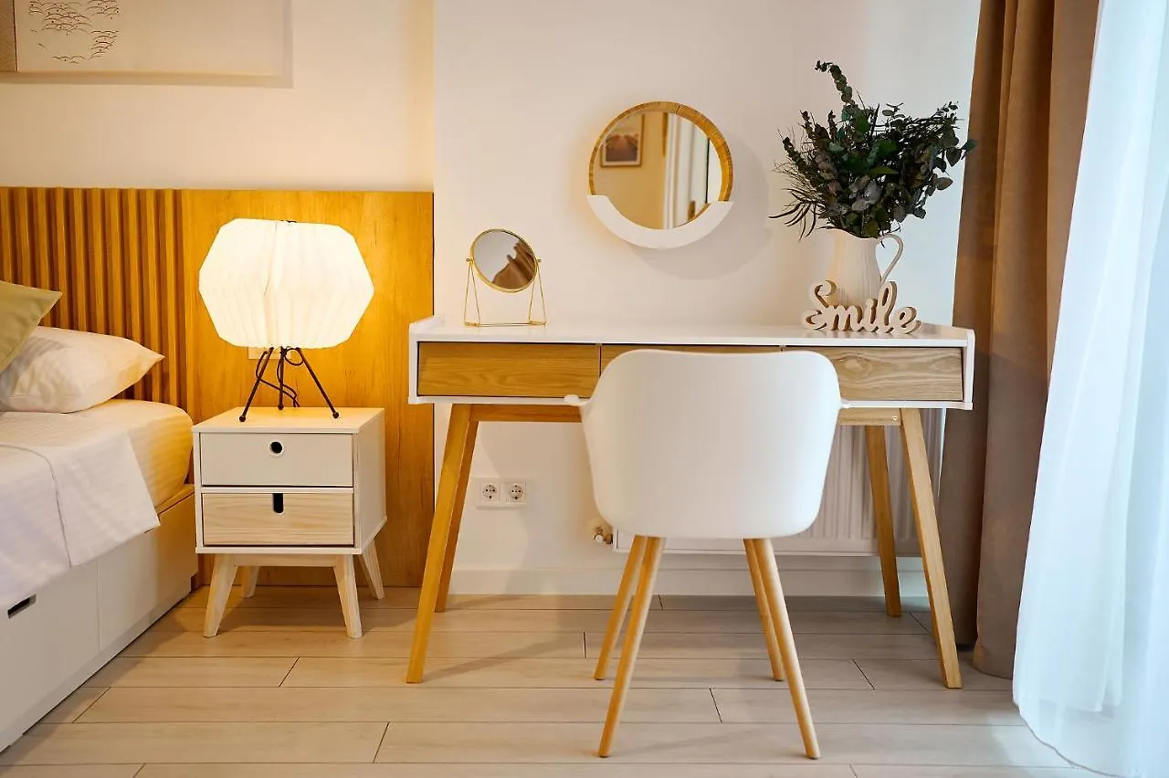 Moon Plaza Deluxe Studios Bucharest Apartment