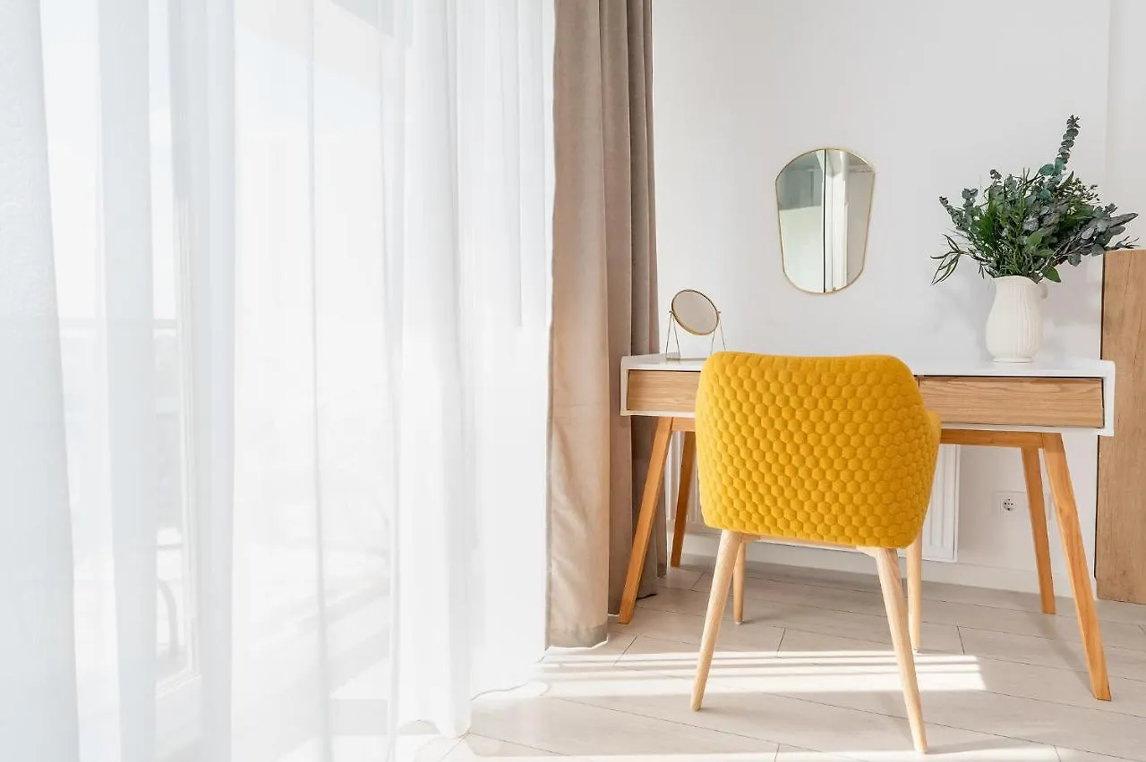 Moon Plaza Deluxe Studios Bucharest Apartment