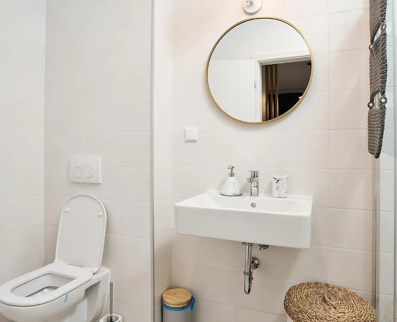 Apartment Moon Plaza Deluxe Studios Bucharest
