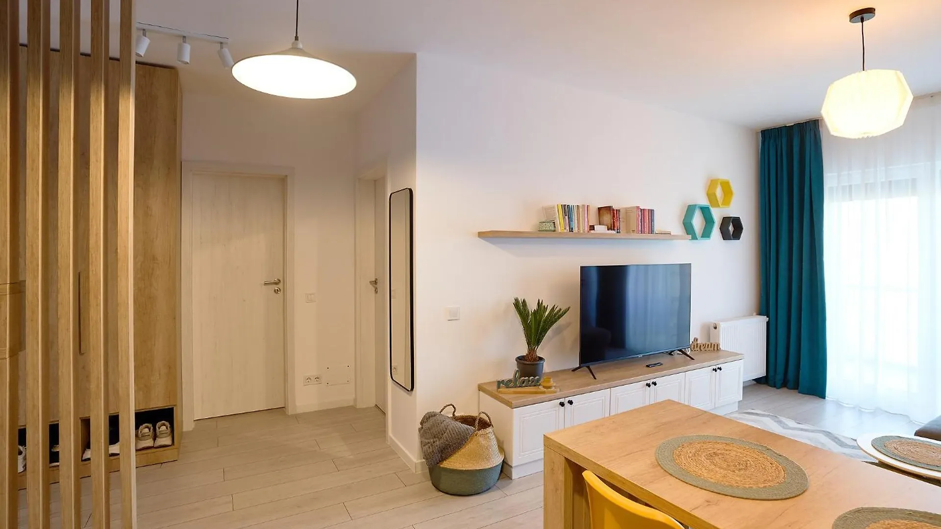 Apartment Moon Plaza Deluxe Studios Bucharest Romania